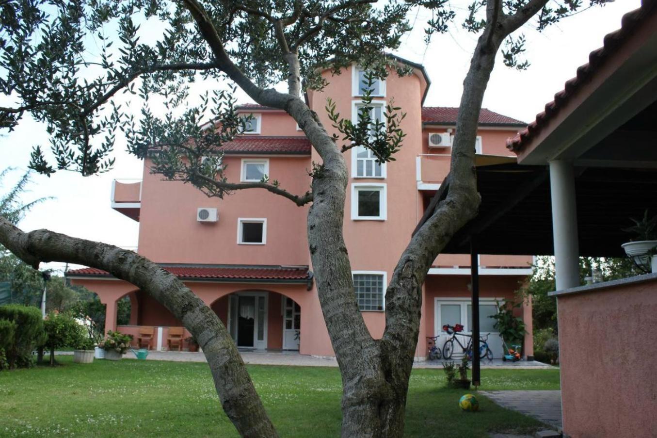 Apartments Matija Kampor Exterior foto